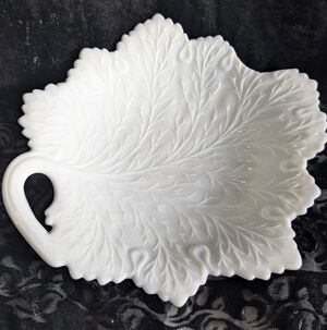 Vintage Indiana Glass Milk Glass Leaf Dish w Handle • 8.5" Colony Harvest